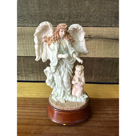 Roman Seraphim Classic Angels Amazing Grace Music Box 1997 - Picture 1 of 8